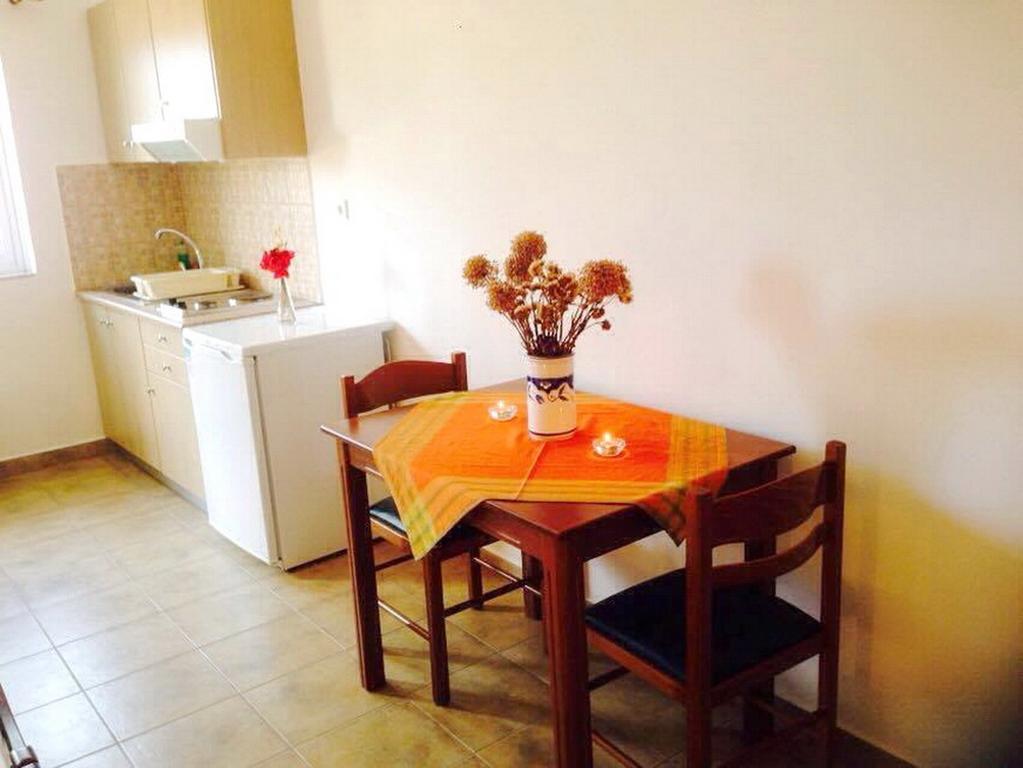 Giannikas Apartments Livadi  Bagian luar foto