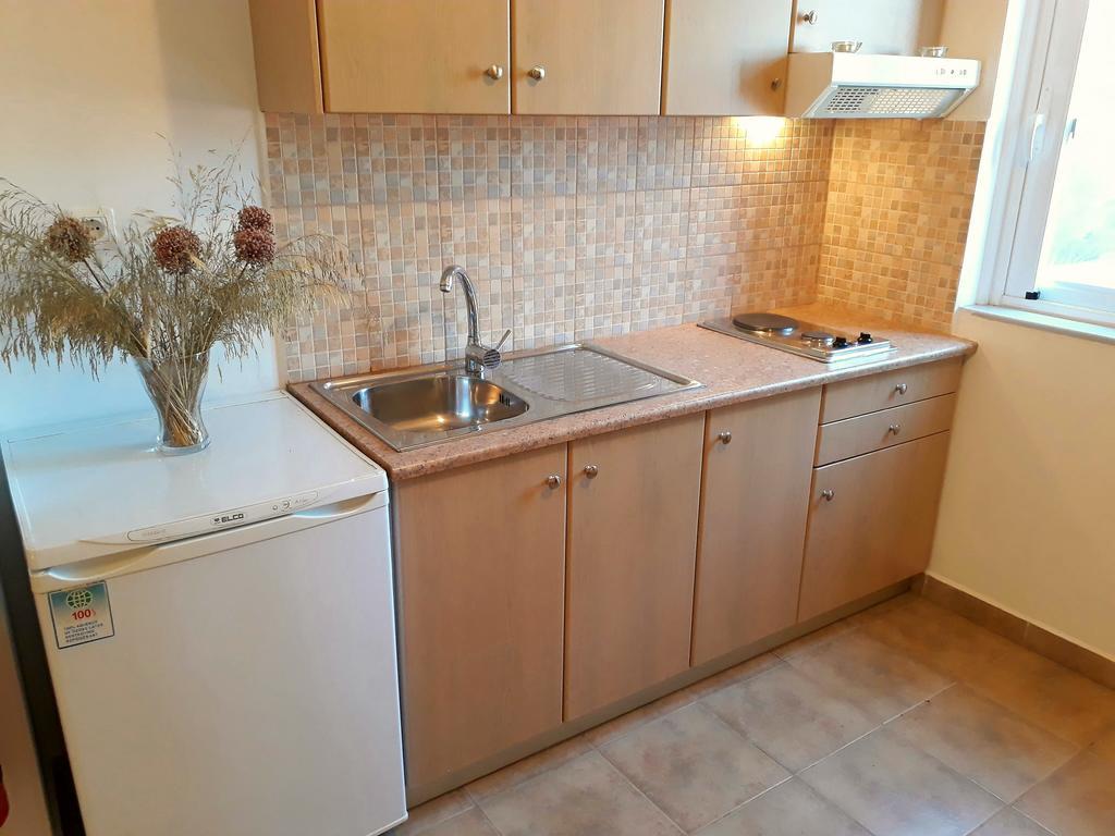 Giannikas Apartments Livadi  Bagian luar foto